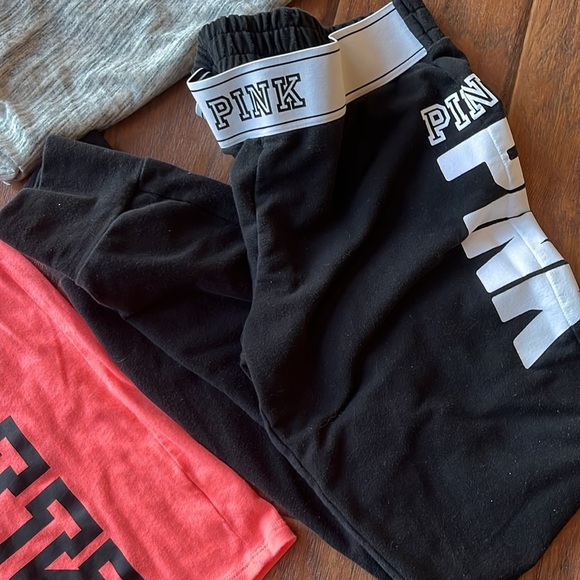 - PINK Victoria's Secret Bundle, Shirts and Leggings Set - Size Small/XS - Picture 3 of 5